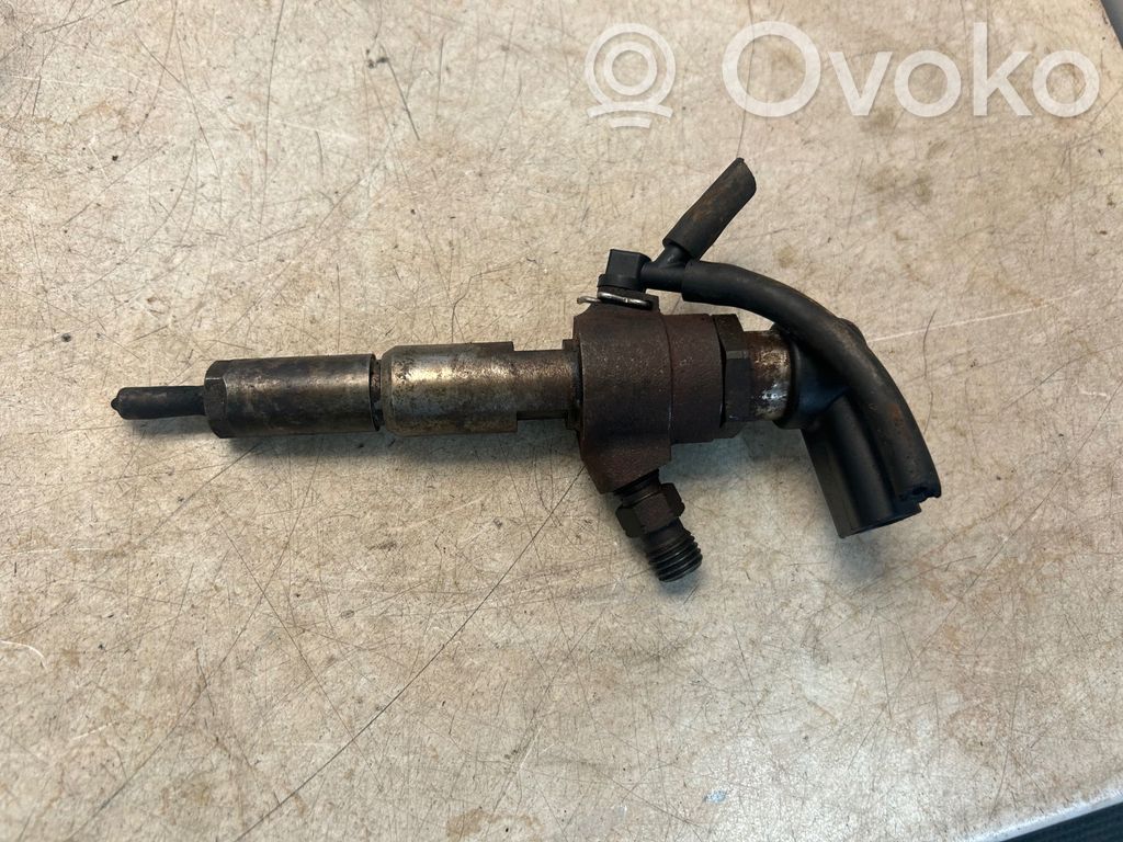 Volkswagen Touran II Inyector de combustible 