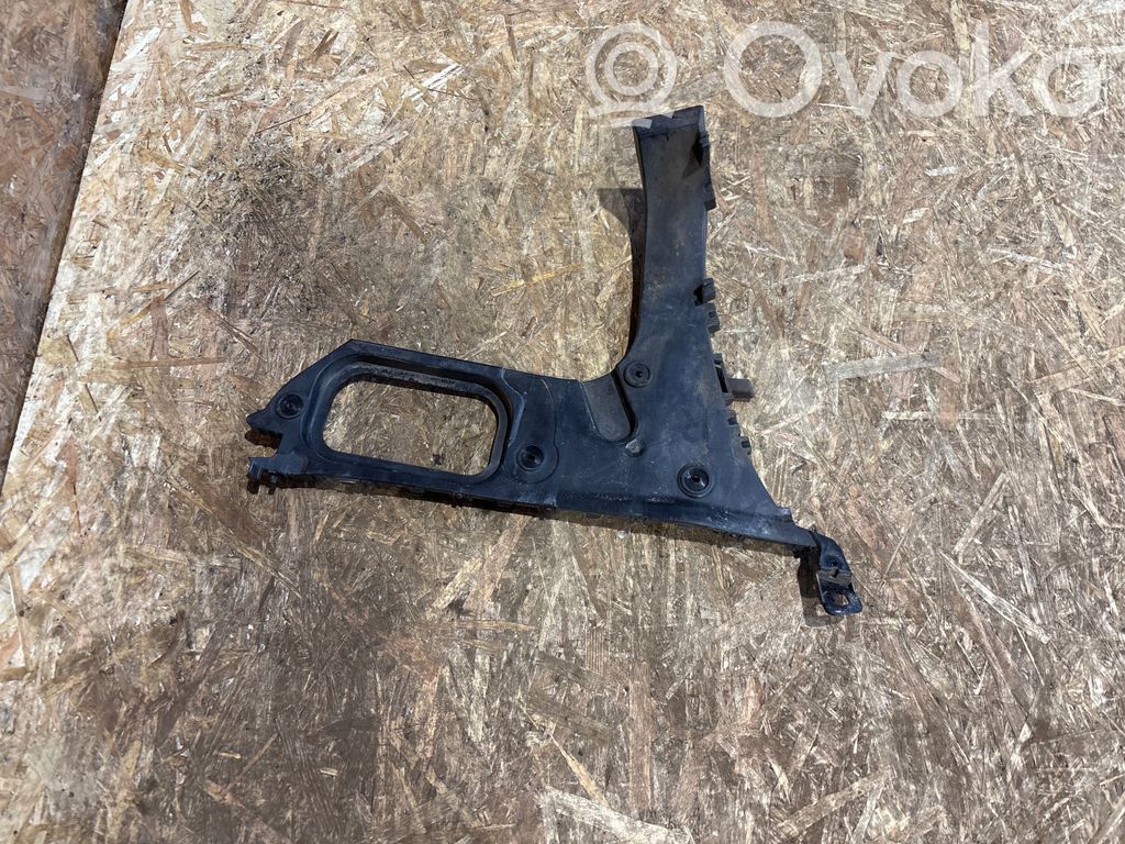 Audi Q7 4L Rear bumper mounting bracket 