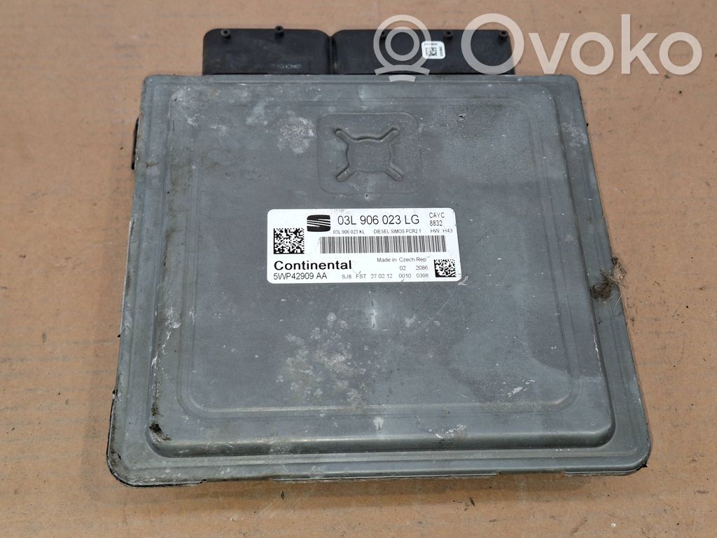 Audi A3 S3 A3 Sportback 8P Engine control unit/module 
