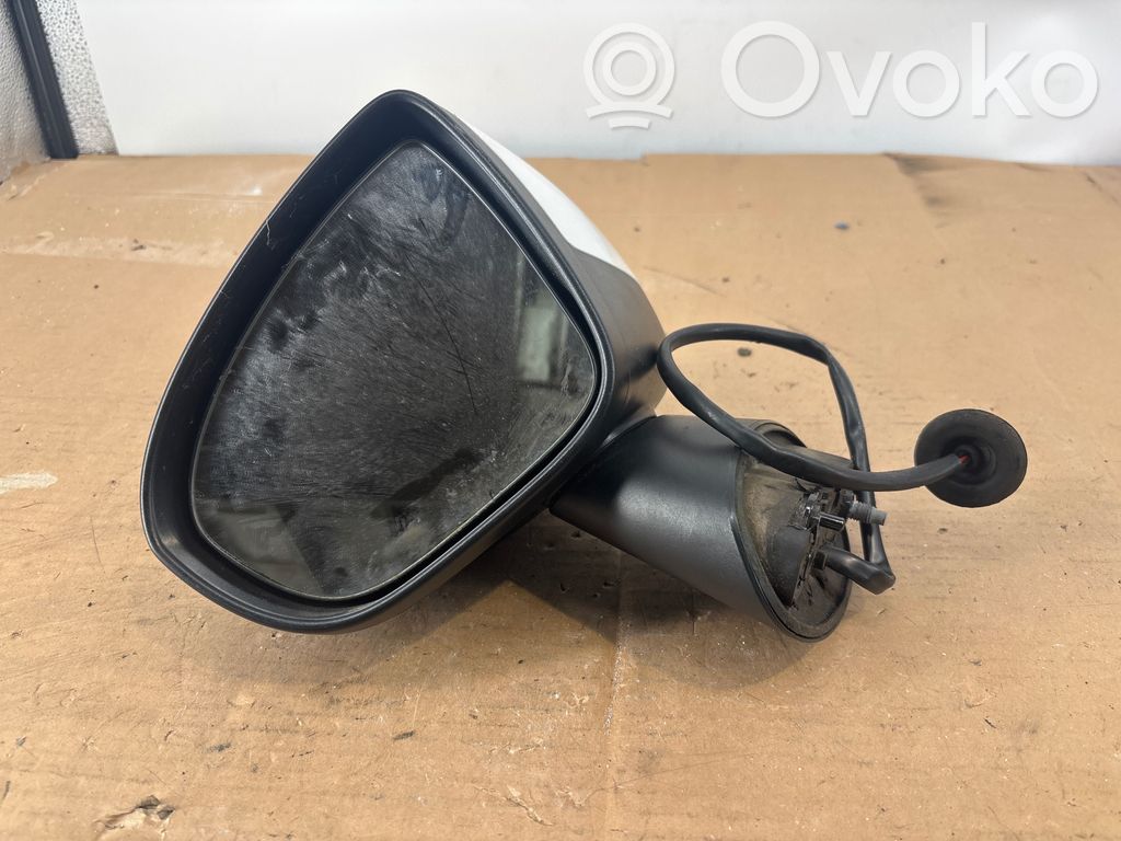 Opel Meriva B Elektryczne lusterko boczne drzwi przednich 
