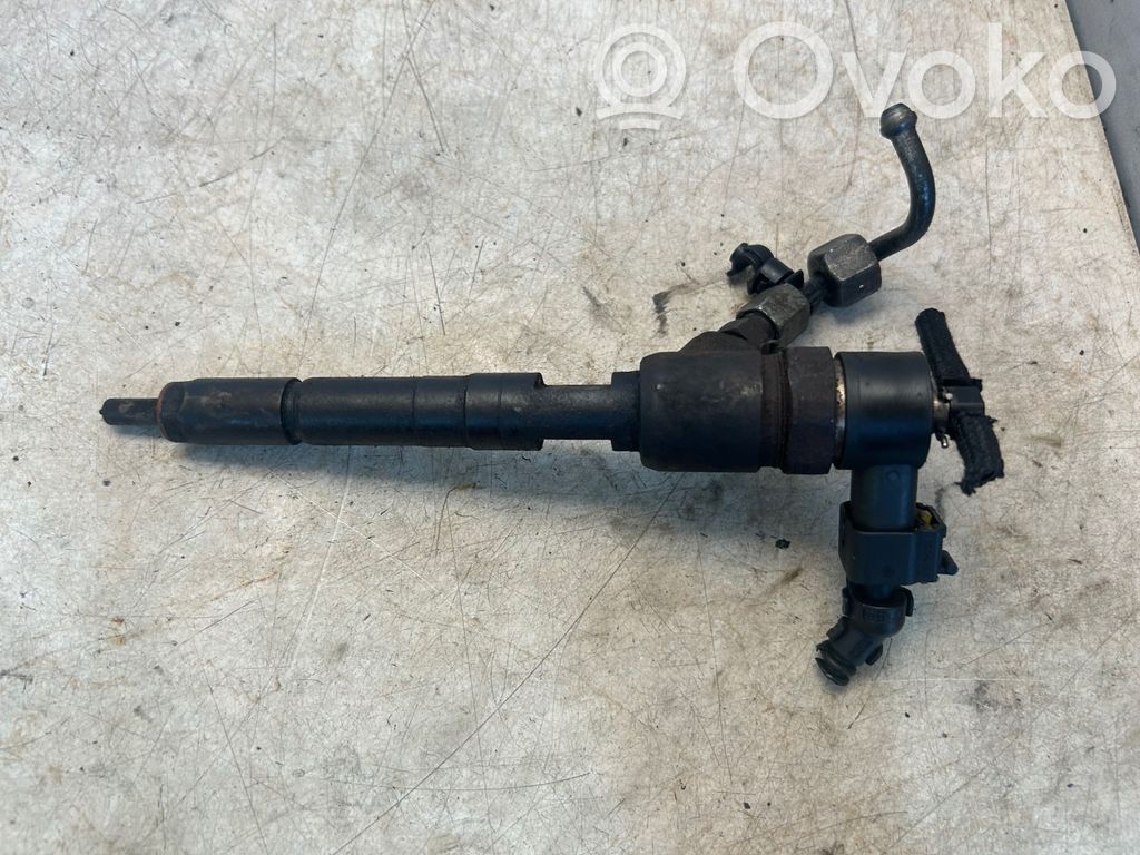 Opel Astra J Inyector de combustible 