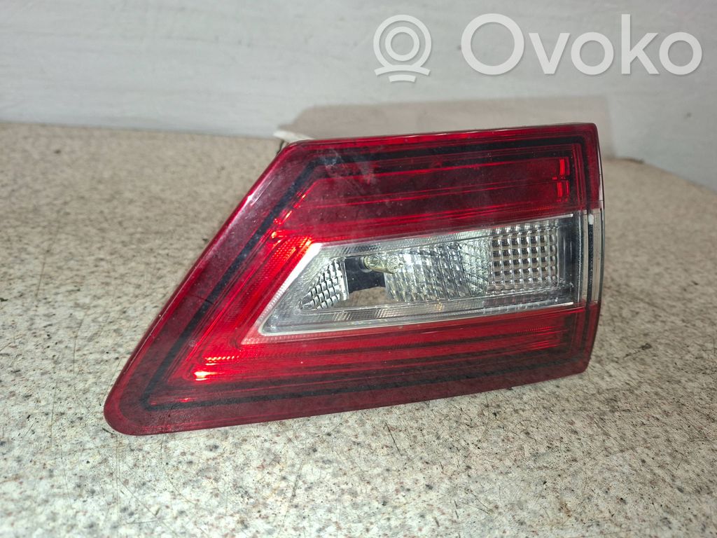 Renault Clio IV Takaluukun takavalot 