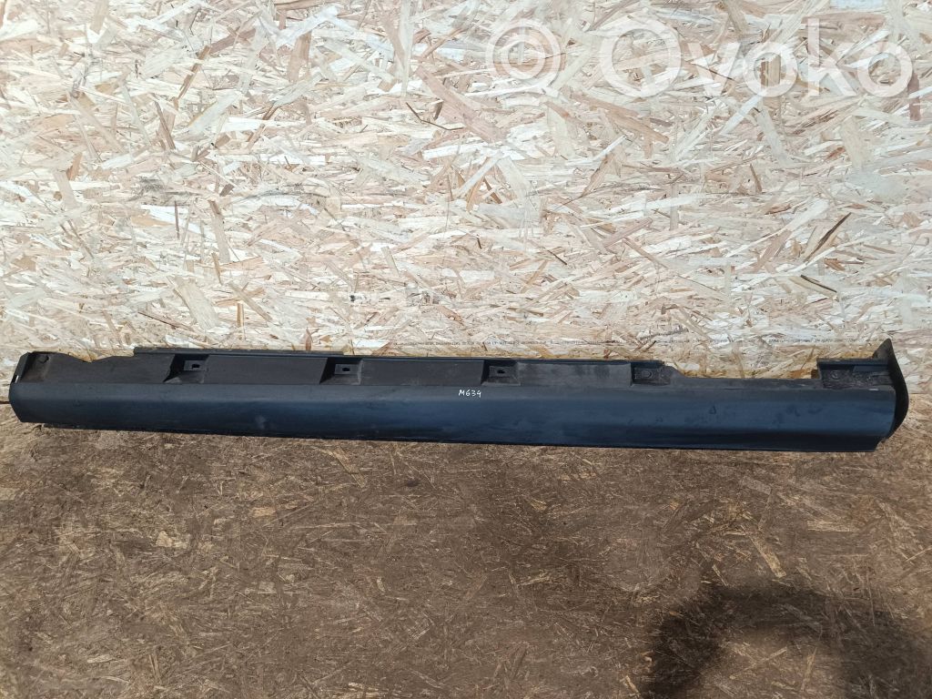 Ford Focus Sill 