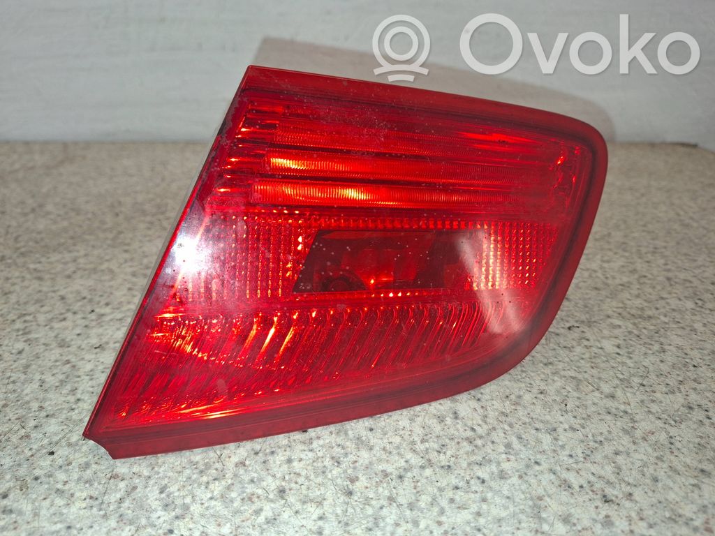 BMW 3 E92 E93 Aizmugurējais lukturis pārsegā 