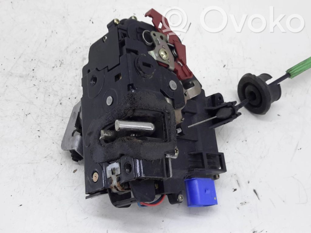 Audi A8 S8 D3 4E Zamek drzwi tylnych 