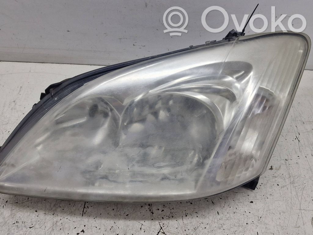 Toyota Corolla E120 E130 Phare frontale 