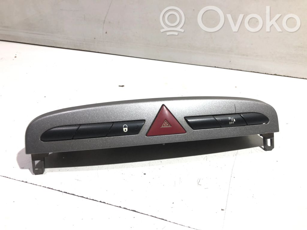 Peugeot 308 Other switches/knobs/shifts 