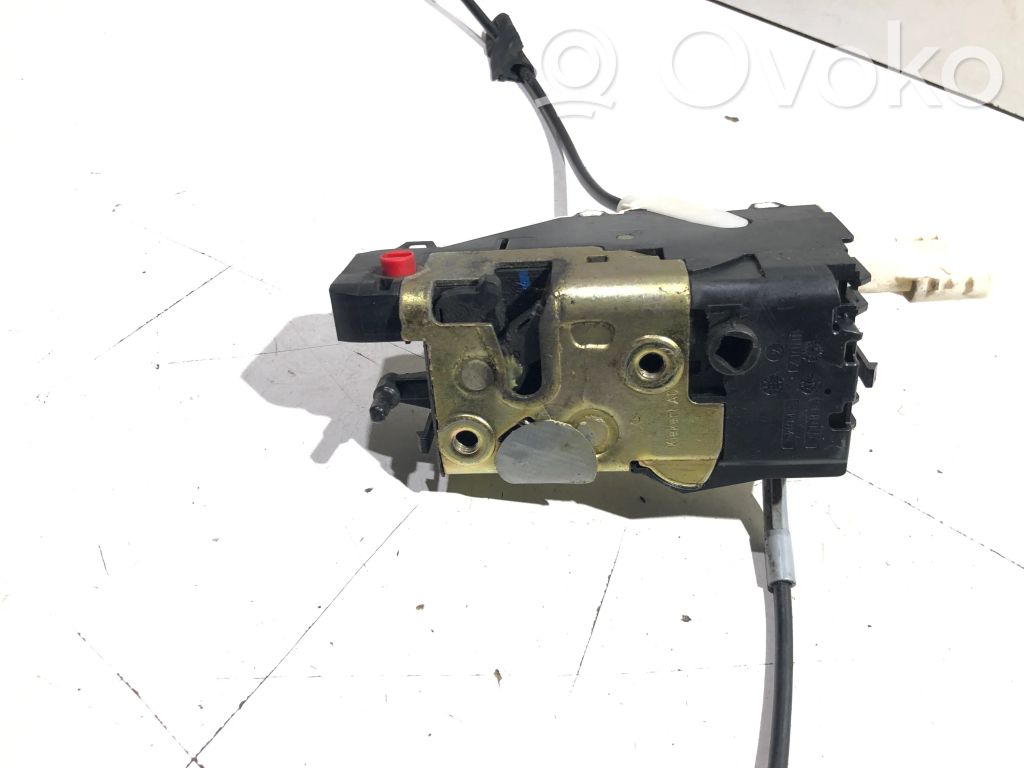 Citroen C4 I Etuoven lukko 