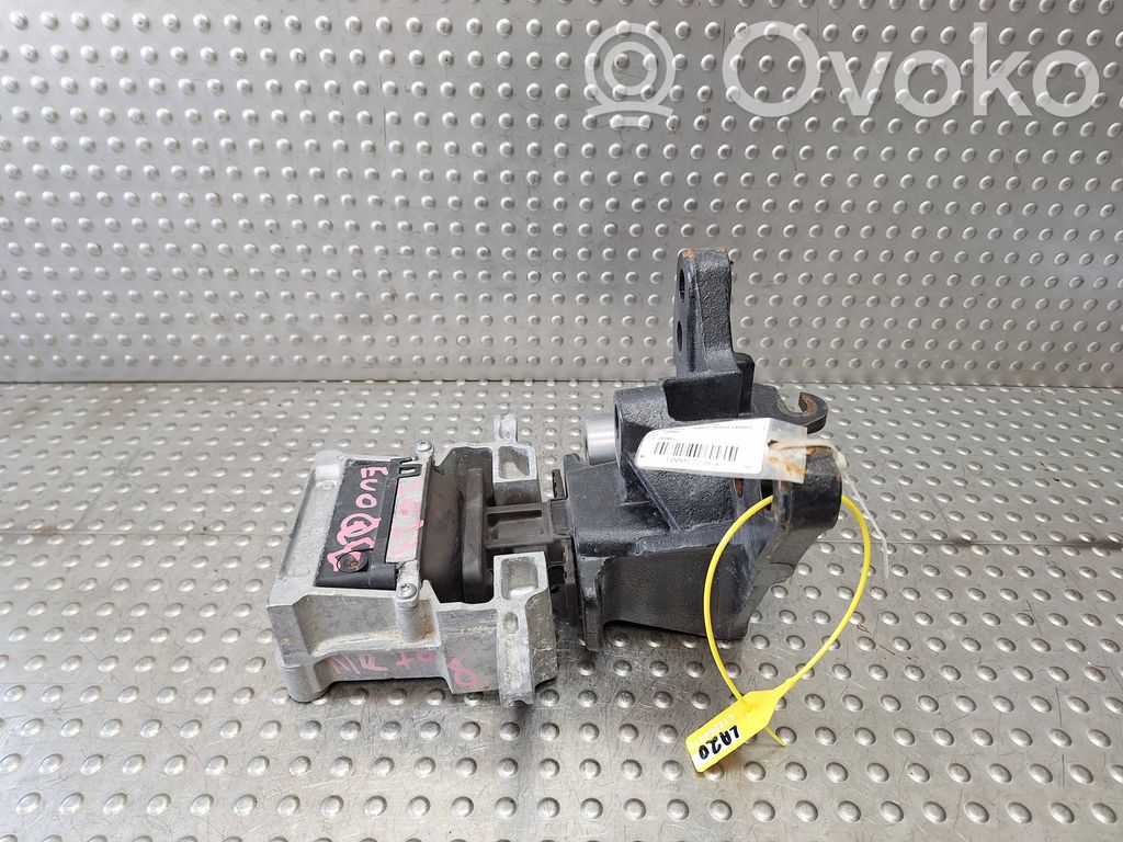 Land Rover Evoque I Engine mount bracket 