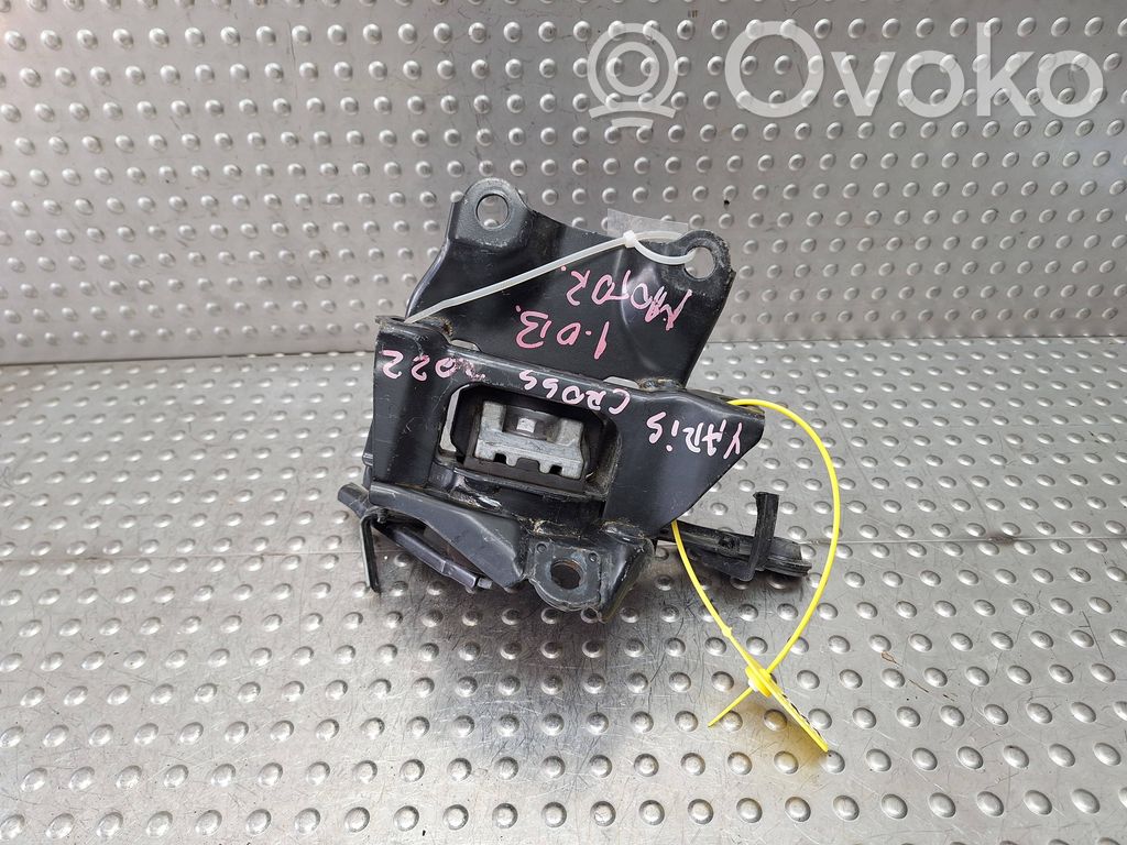 Toyota Yaris XP210 Gearbox mounting bracket 