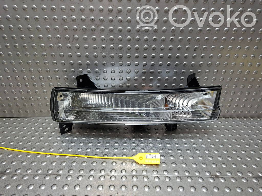 Jeep Compass Front bumper turn signal 