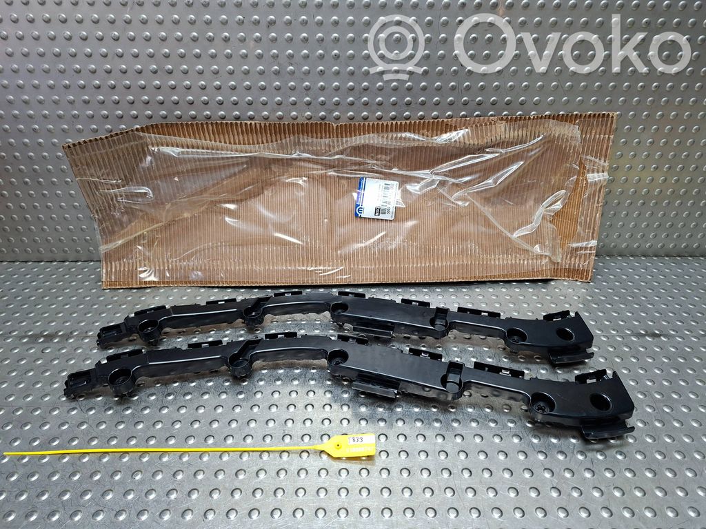 Rear bumper mounting bracket   55079113AE