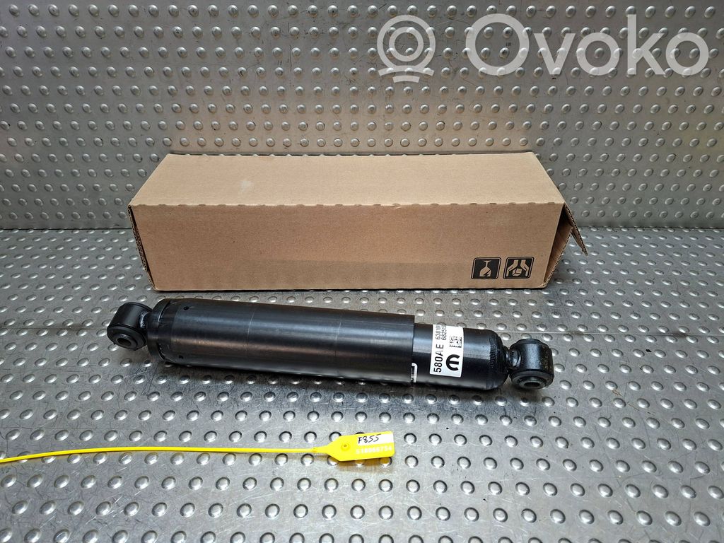 Front shock absorber/damper   68251580AE