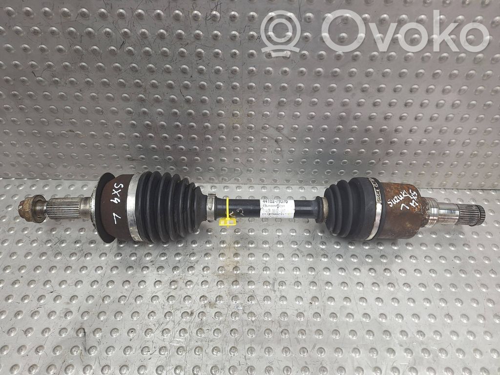 Suzuki SX4 Priekinis pusašis 
