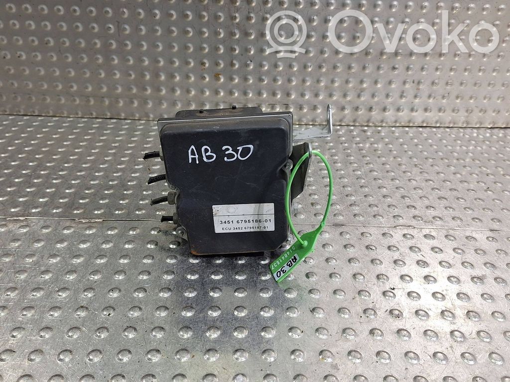 BMW X1 E84 ABS Pump 