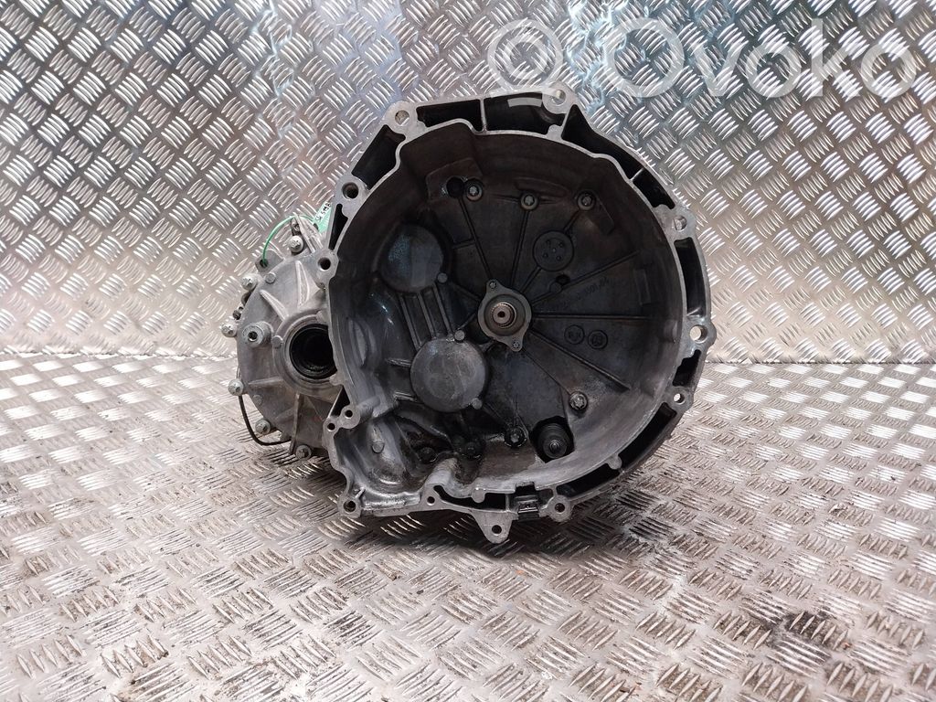 BMW 2 F46 Manualna 5-biegowa skrzynia biegów 