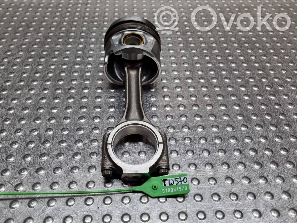 Audi A4 S4 B8 8K Pistón con biela 