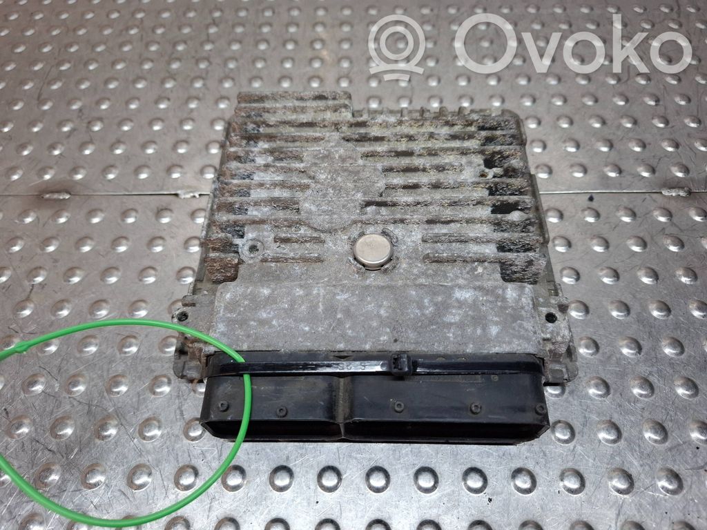 Skoda Octavia Mk2 (1Z) Engine control unit/module 