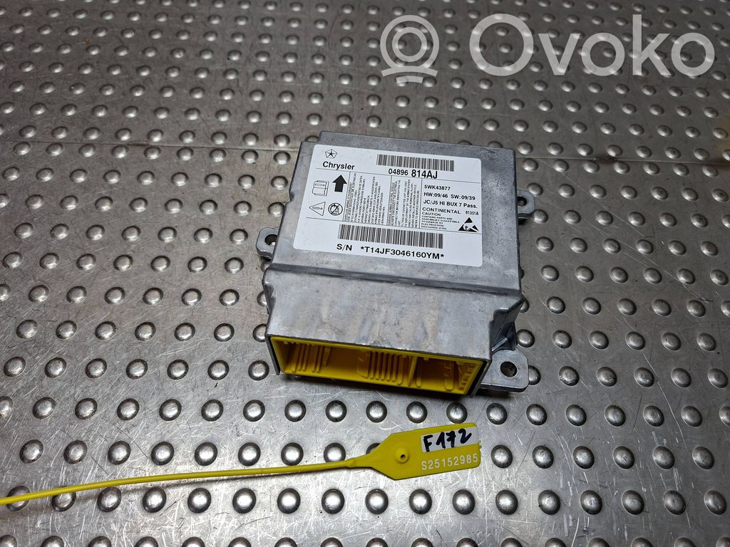 Turvatyynyn ohjainlaite/moduuli   04896814AJ