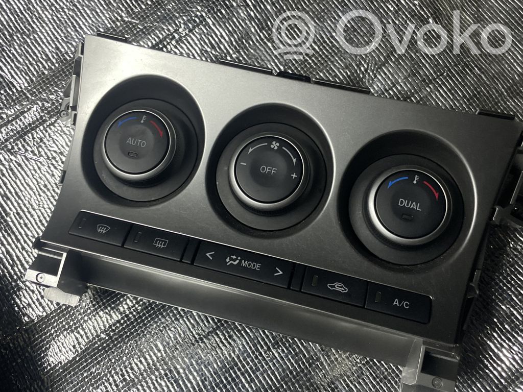 Mazda 3 II Air conditioning (A/C) switch 