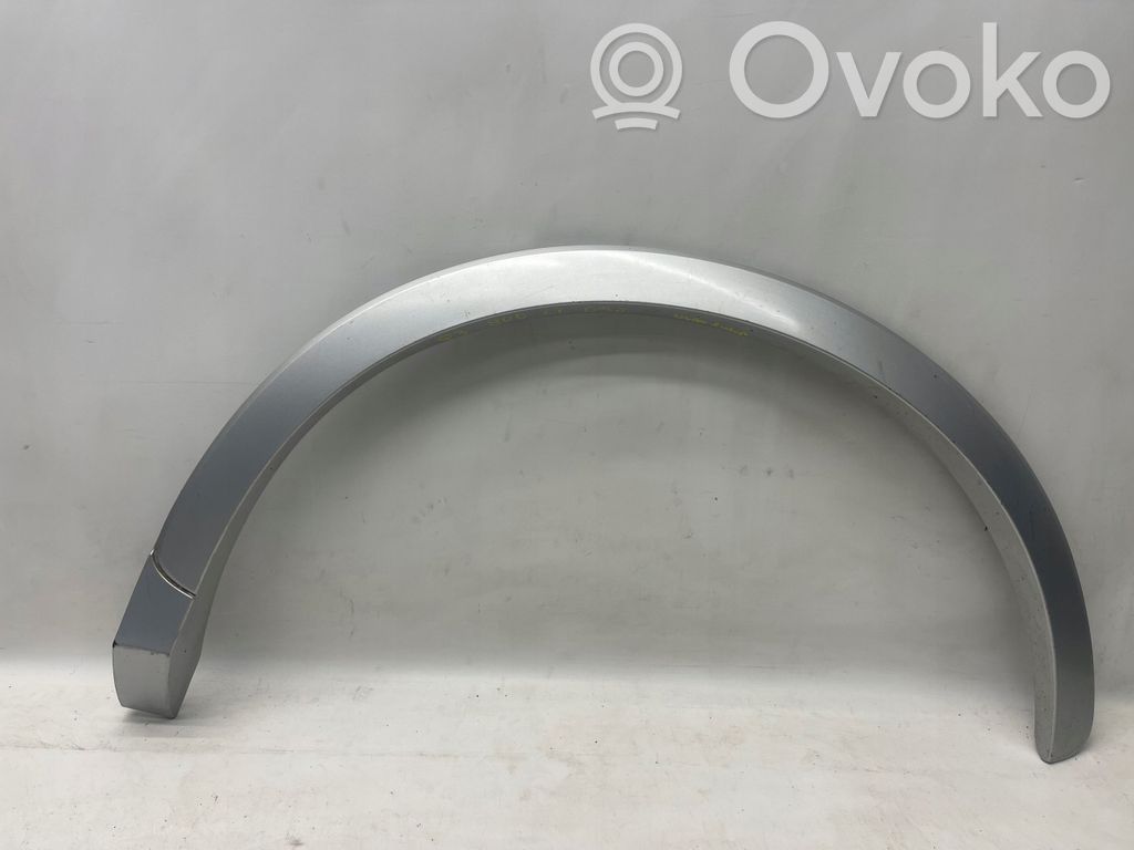 Audi Q3 F3 Moldura de la aleta trasera 