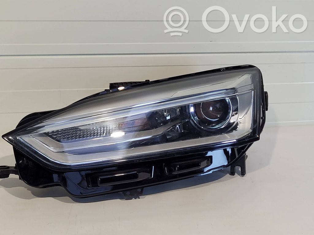 Audi A5 Headlight/headlamp 