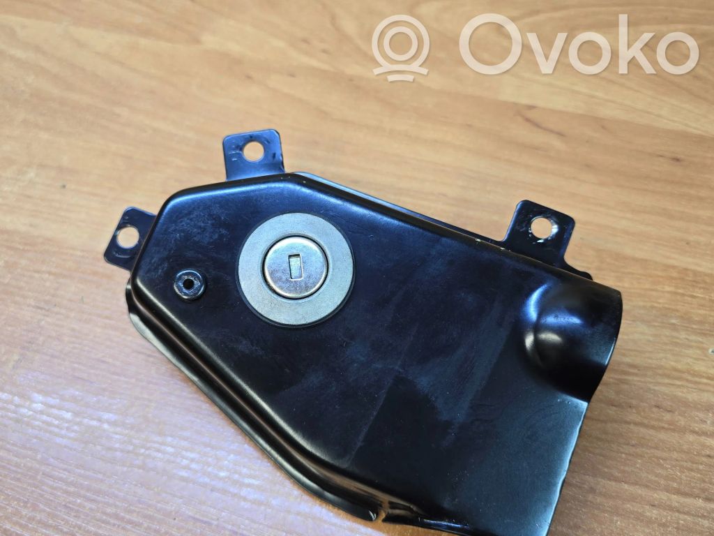 Volvo C70 Tailgate/trunk/boot lock/catch/latch 