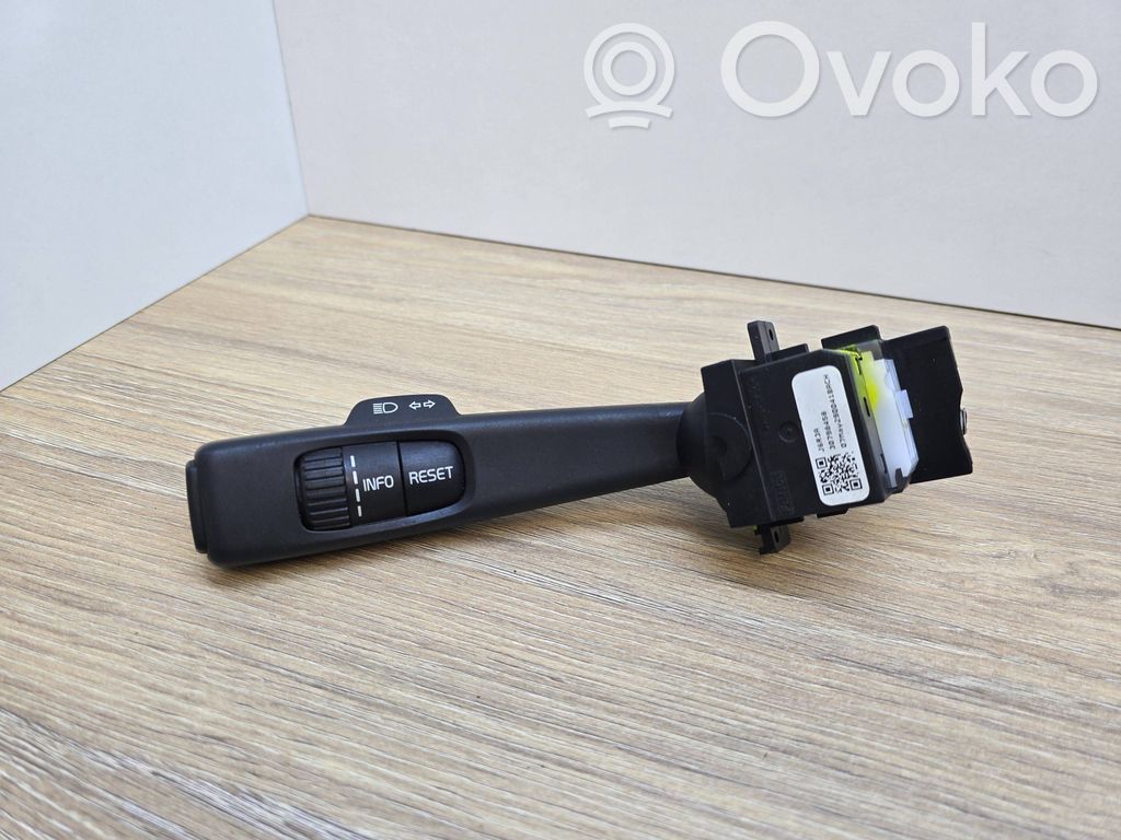 Volvo V70 Indicator stalk 