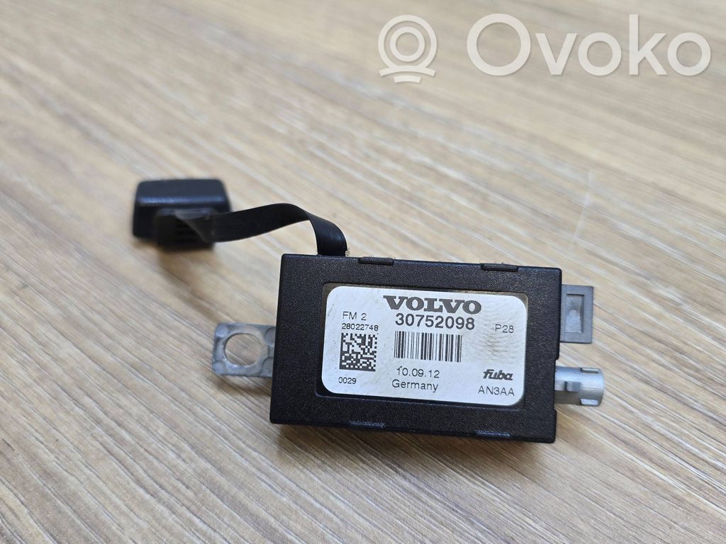 Volvo XC90 Wzmacniacz anteny 