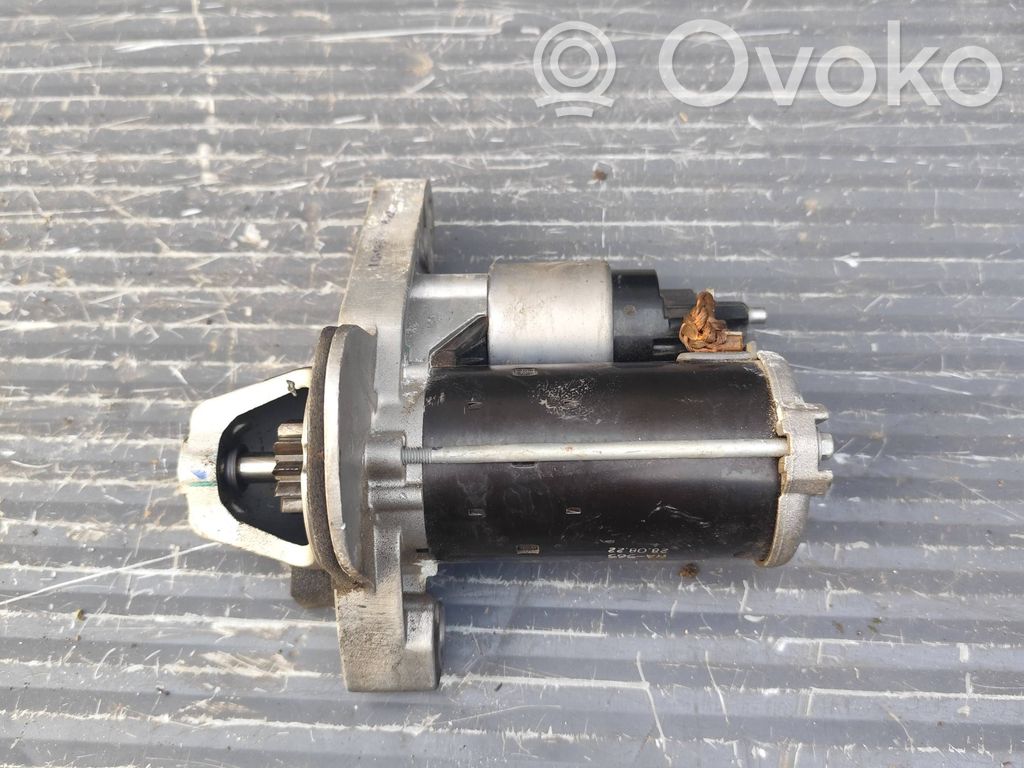Nissan Qashqai J12 Starter motor 