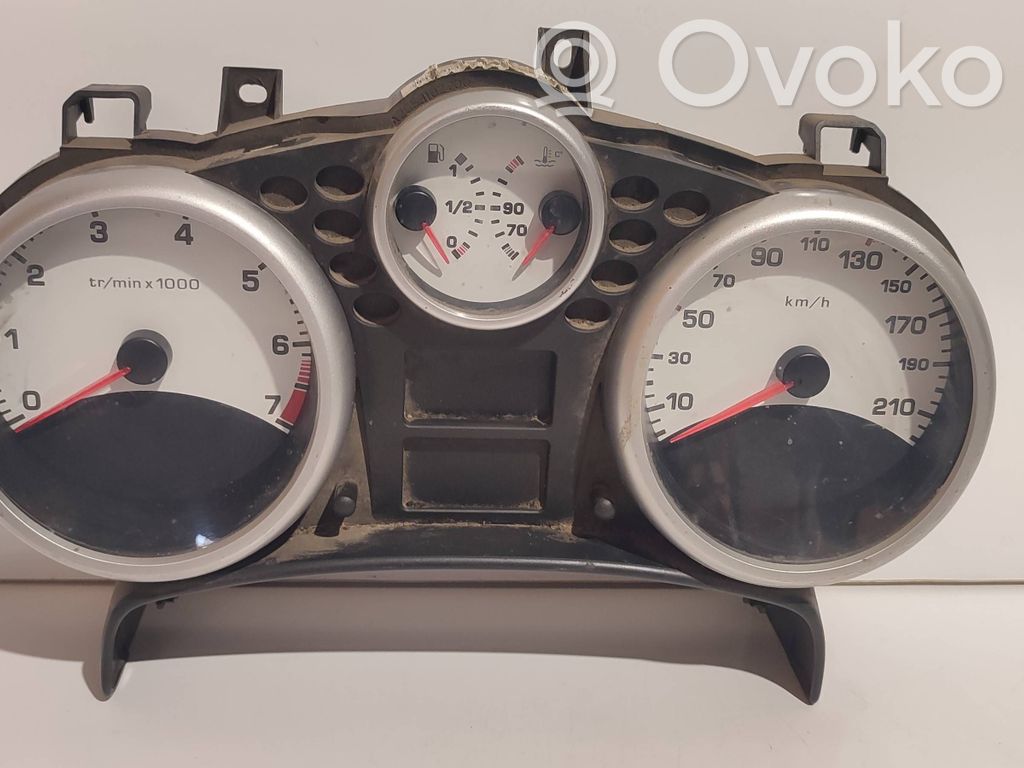 Peugeot 207 Speedometer (instrument cluster) 