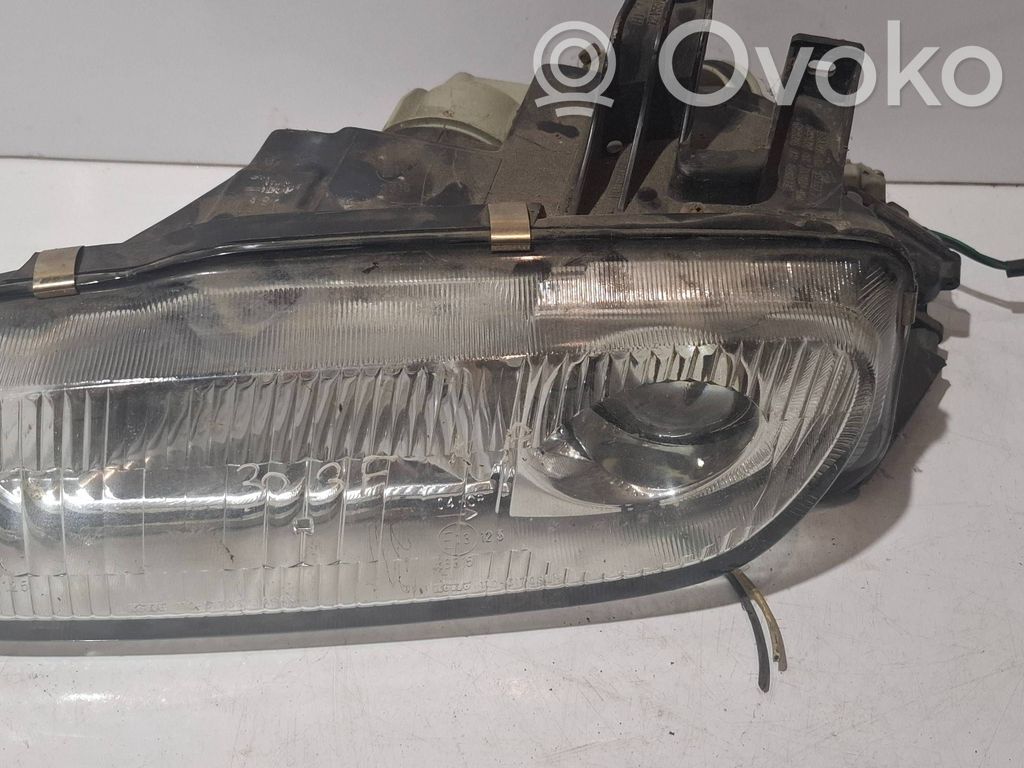 Mazda 323 F Phare frontale 