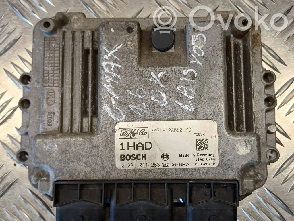 Ford Focus C-MAX Engine control unit/module 