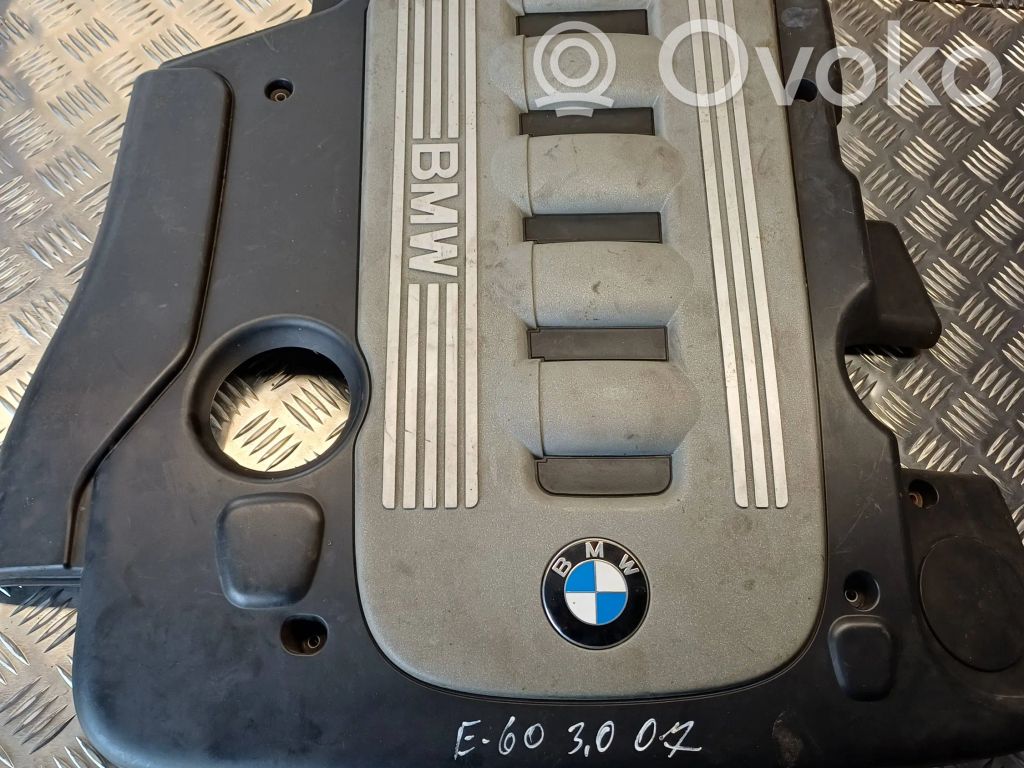 BMW 5 E60 E61 Variklio dangtis (apdaila) 