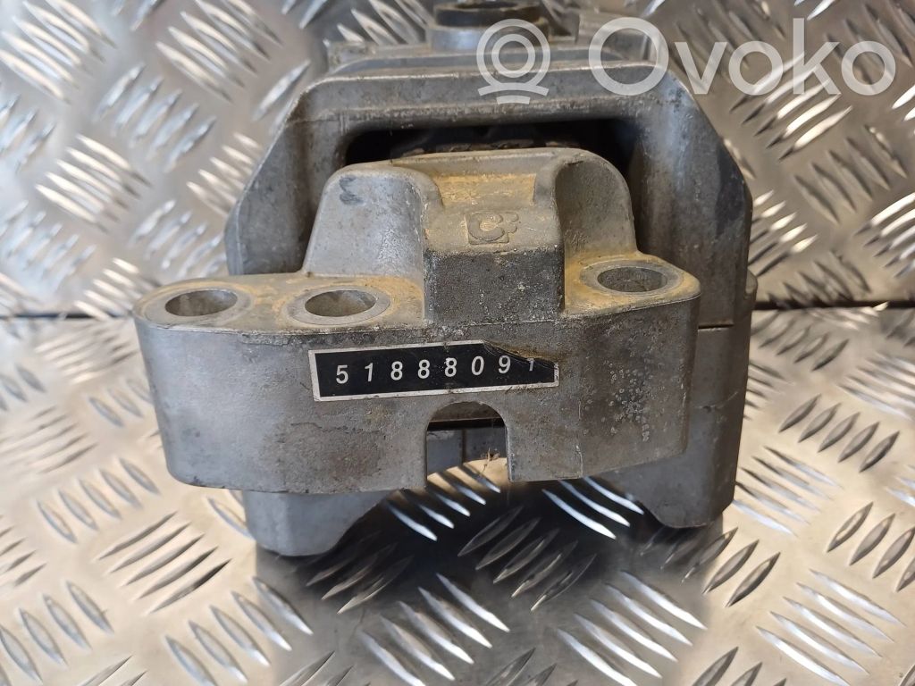 Alfa Romeo Giulietta Engine mount bracket 