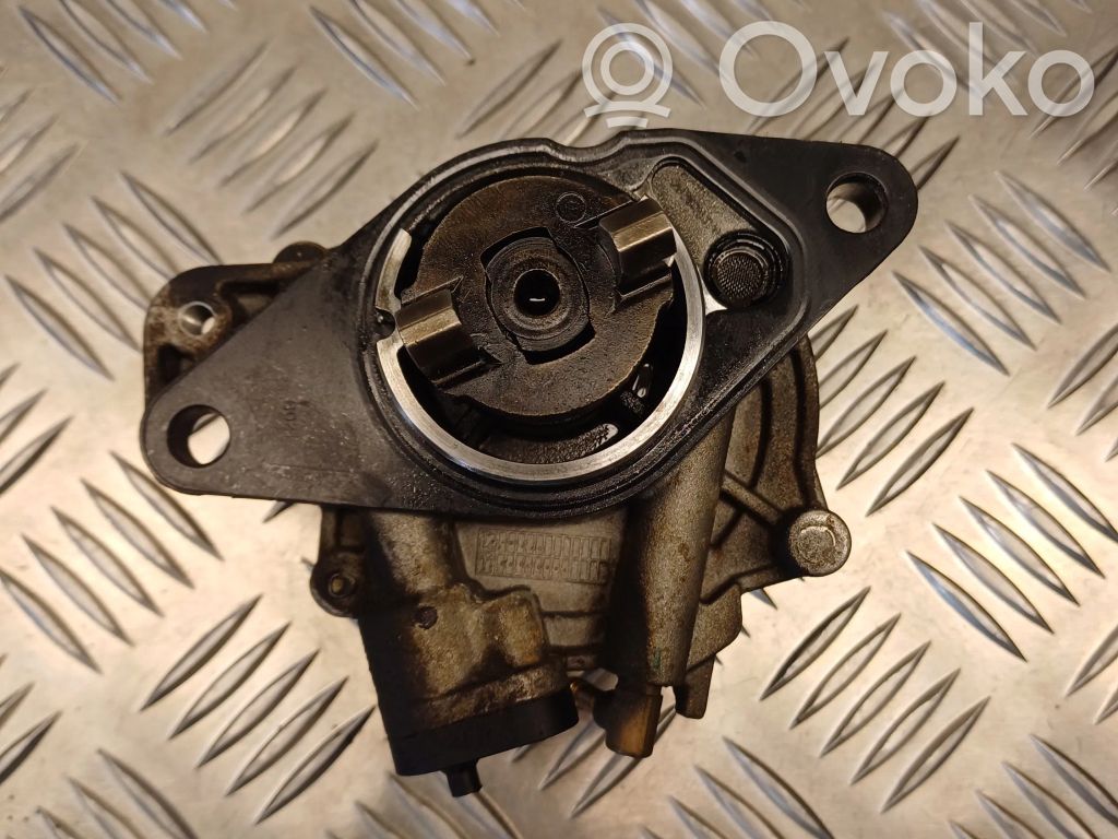 Vacuum pump