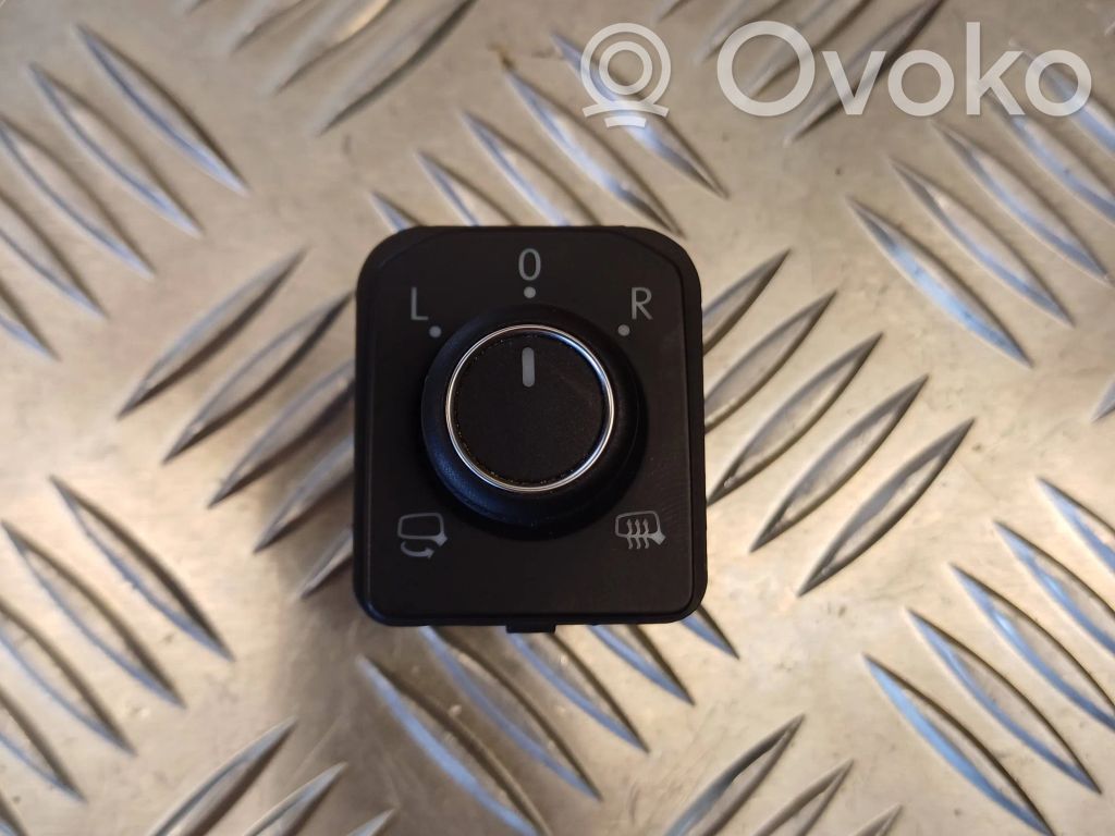 Volkswagen T-Cross Electric window control switch 