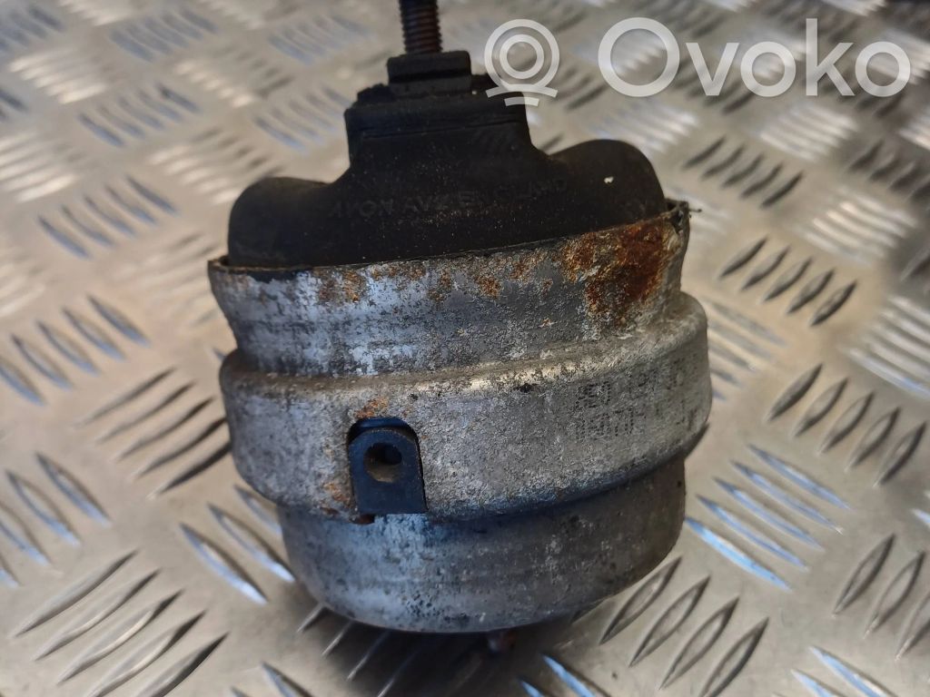 Audi A4 S4 B7 8E 8H Engine mount bracket 