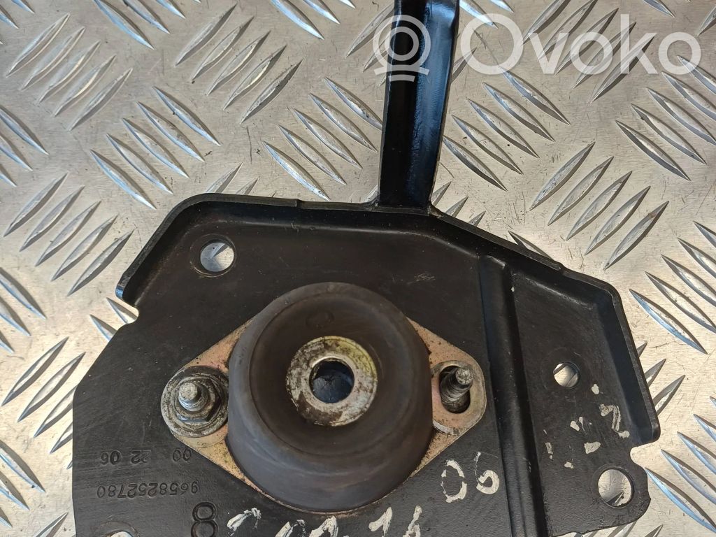 Peugeot 307 Gearbox mounting bracket 