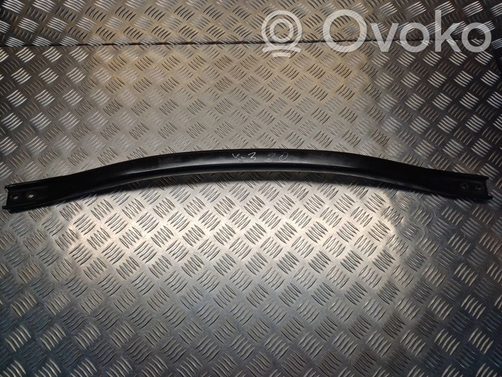 BMW X3 E83 Alte piese compartiment motor 