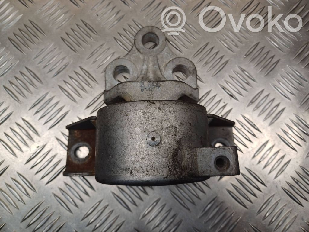 Opel Corsa D Engine mount bracket 