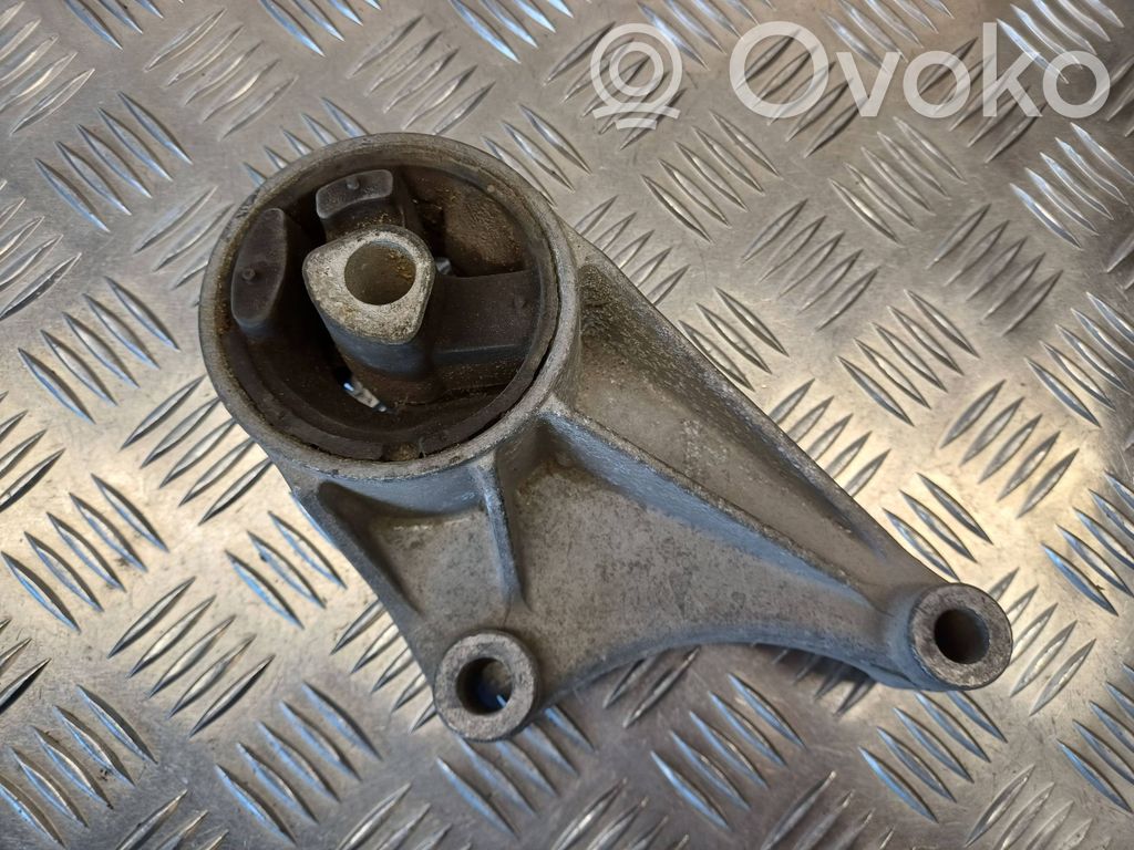 Opel Astra H Engine mount bracket 