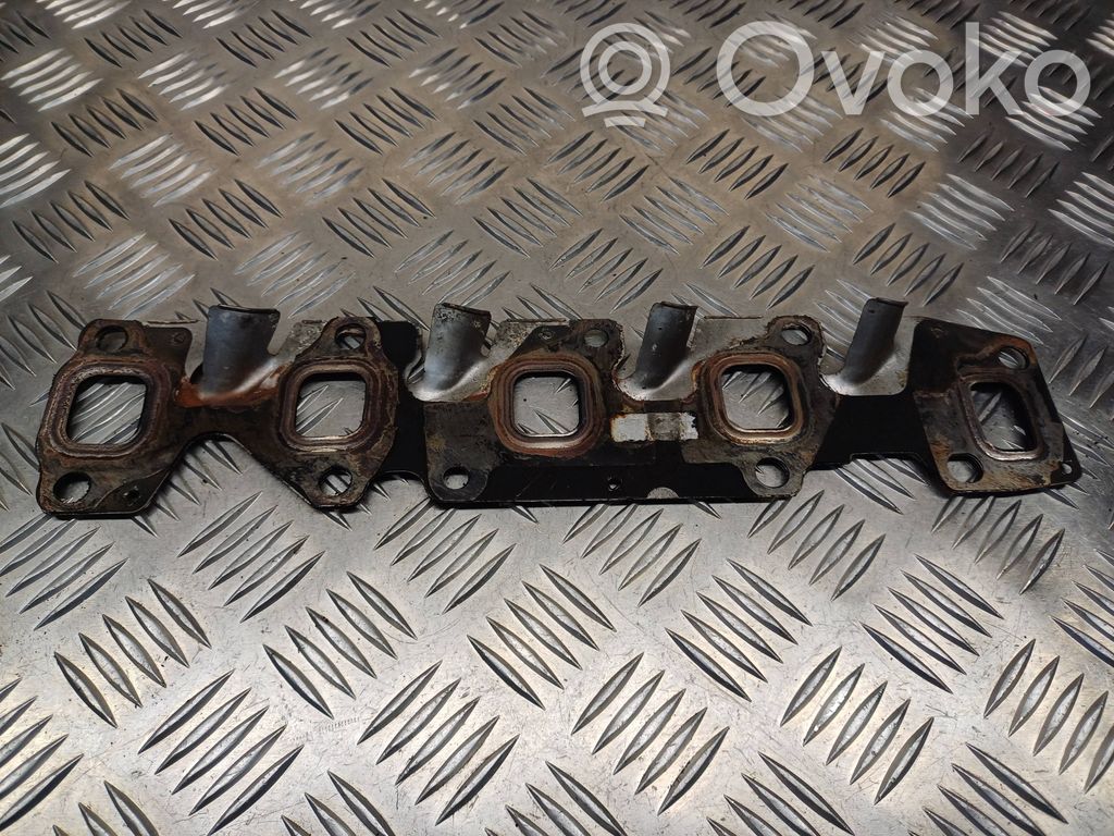 Fiat Doblo Cita veida izmešu kolektora detaļa (-s) 