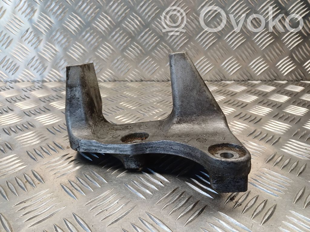 Citroen C5 Gearbox mounting bracket 