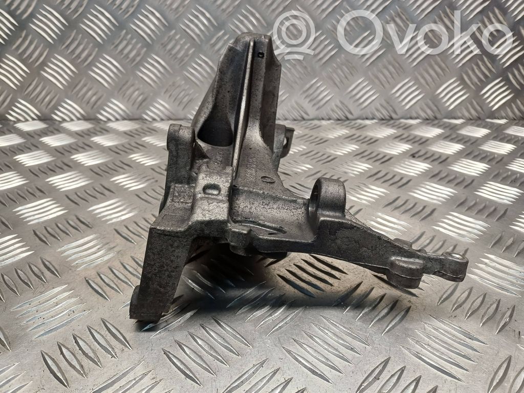 Citroen Berlingo Suport generator/alternator 