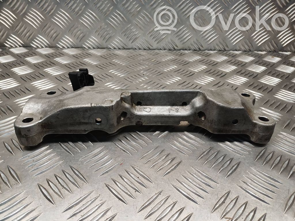 Engine mounting bracket   9654165780
