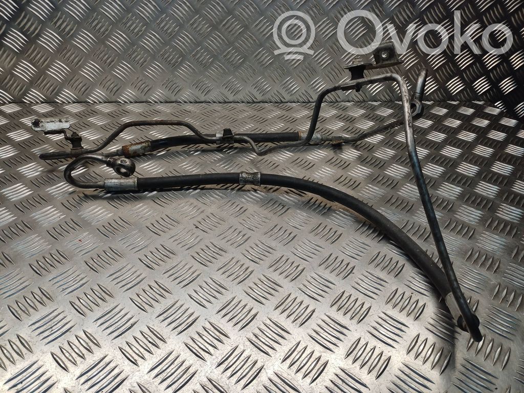 BMW 5 E60 E61 Ohjaustehostimen letkusto 