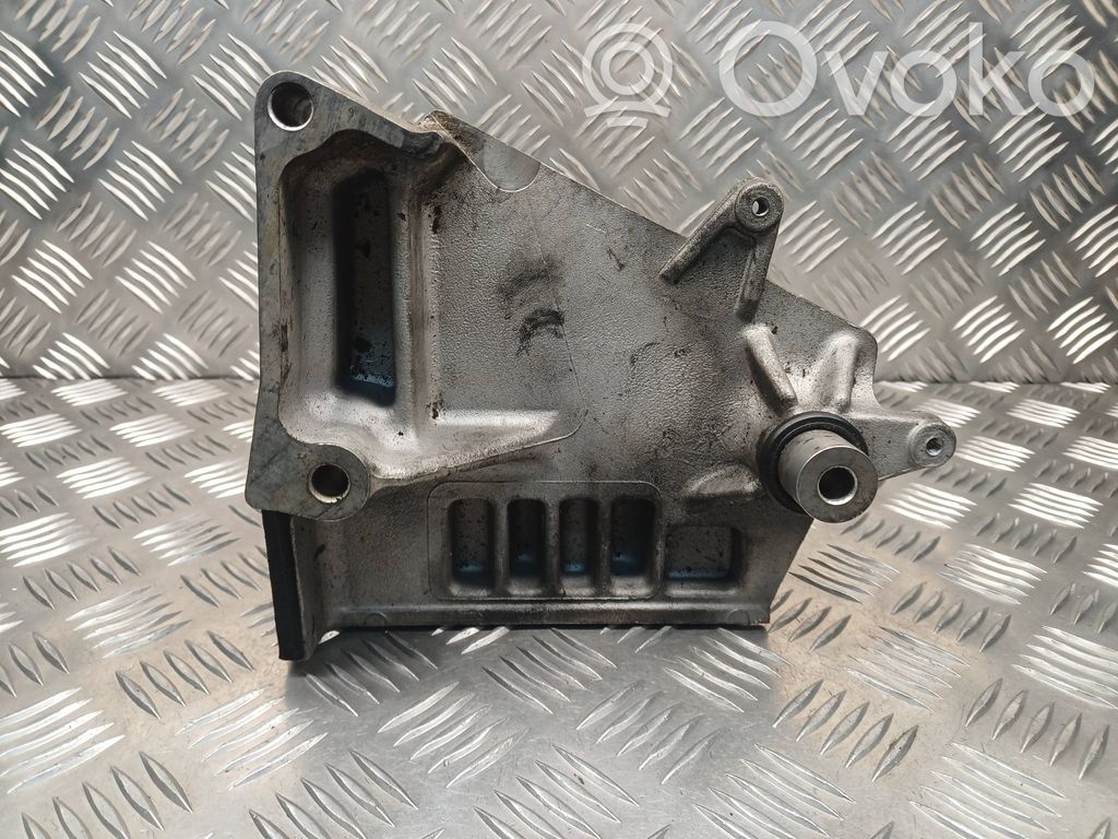 Opel Antara Engine mounting bracket 