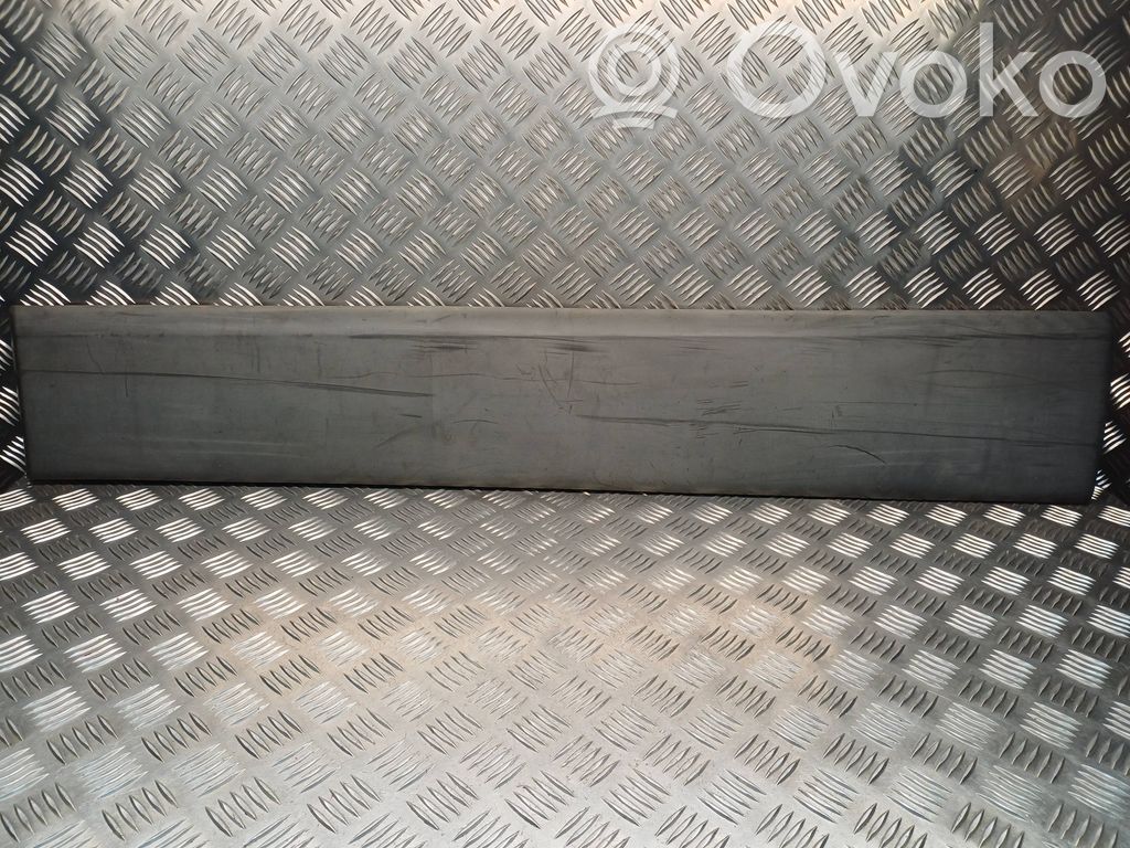 Opel Vivaro Listwa drzwi 