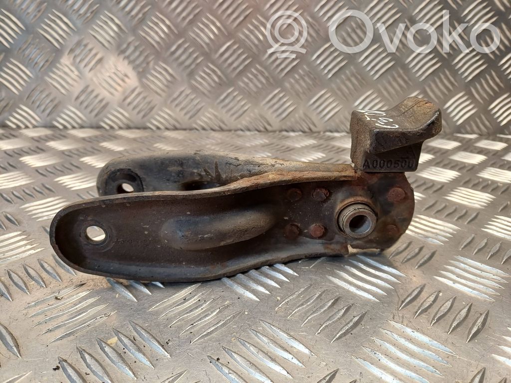 Citroen C5 Engine mount bracket 